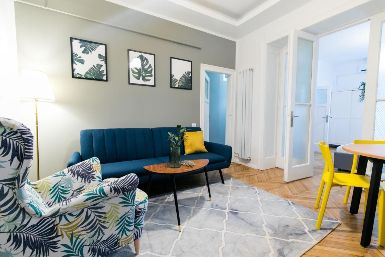 Heart Of The City - Cozy Apartments In Prime Location Bukarest Værelse billede