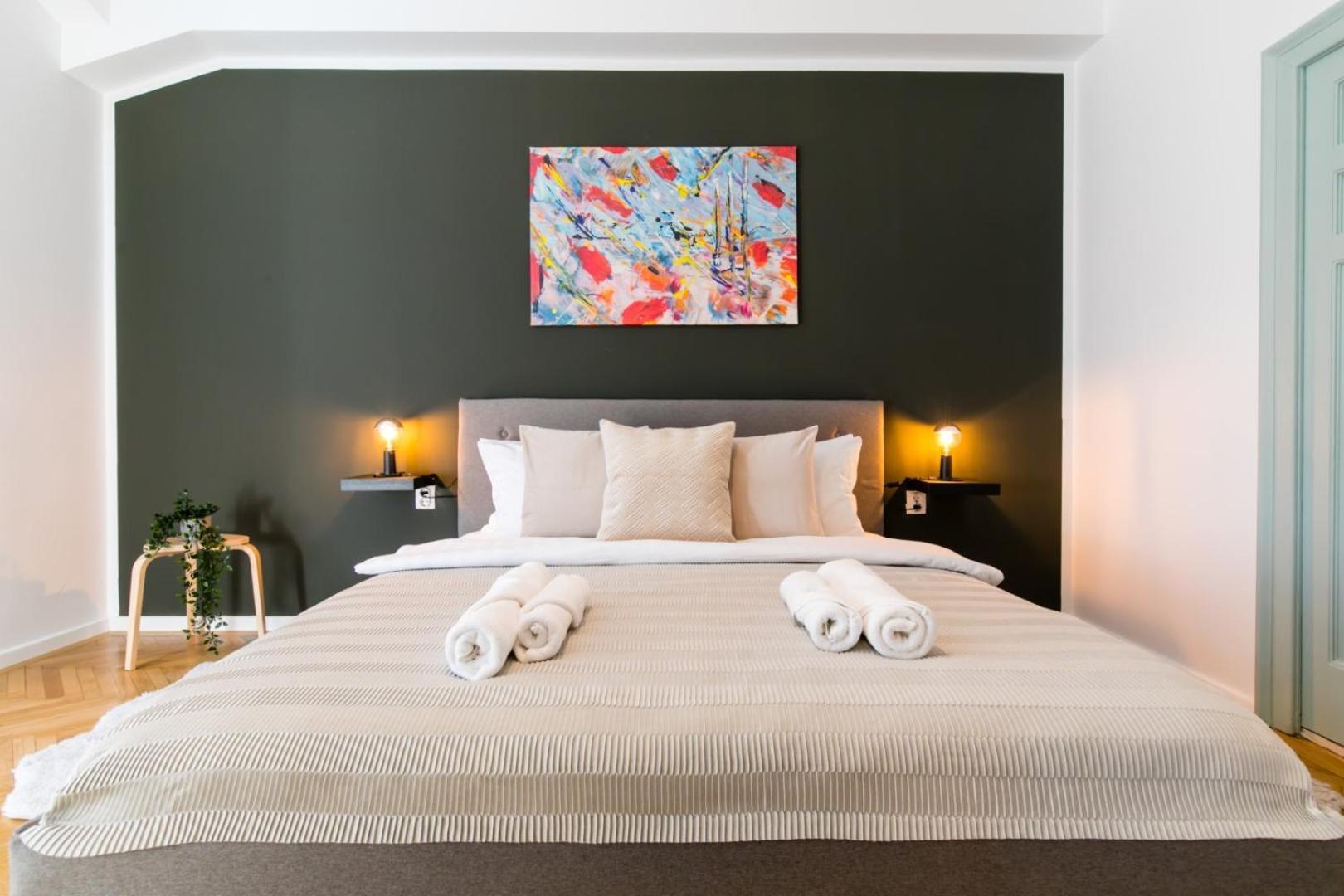 Heart Of The City - Cozy Apartments In Prime Location Bukarest Eksteriør billede